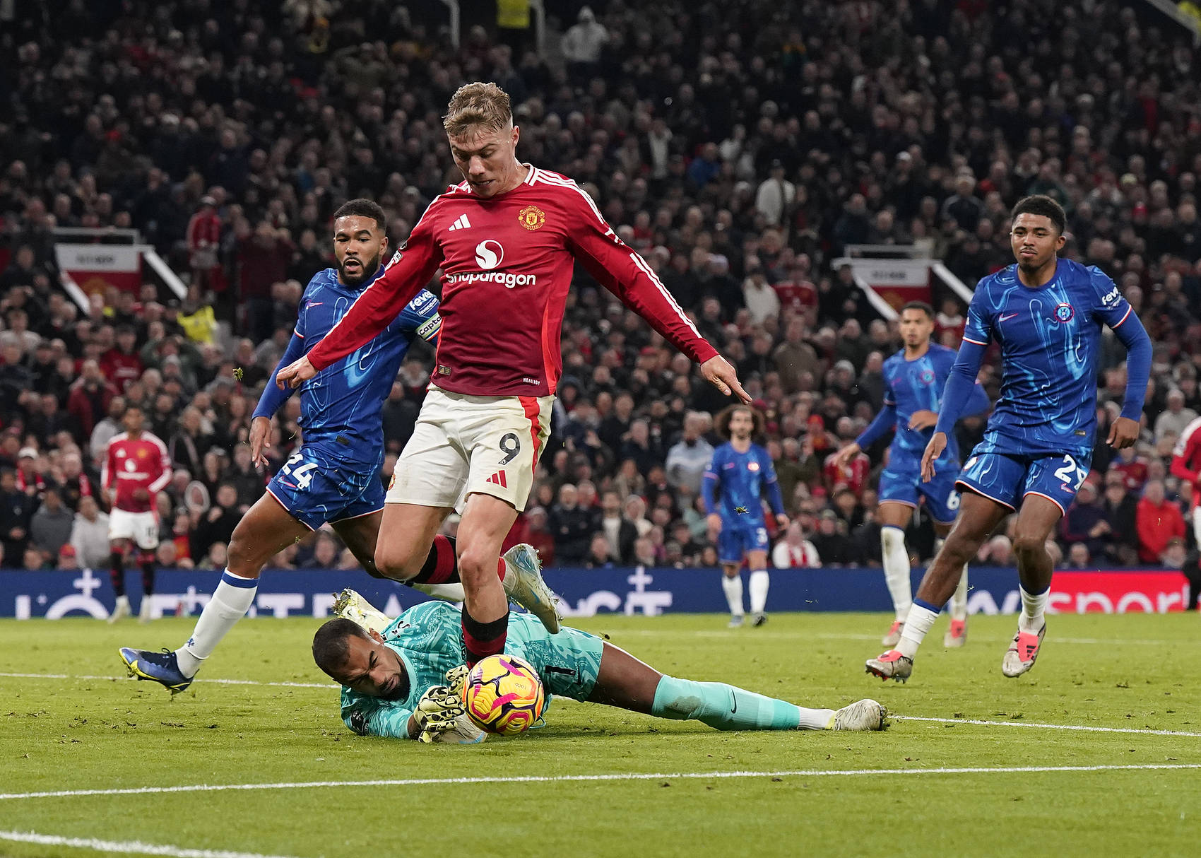 英国篮球超级联赛决赛现场热闹非凡 英国篮球超级联赛决赛现场热闹非凡