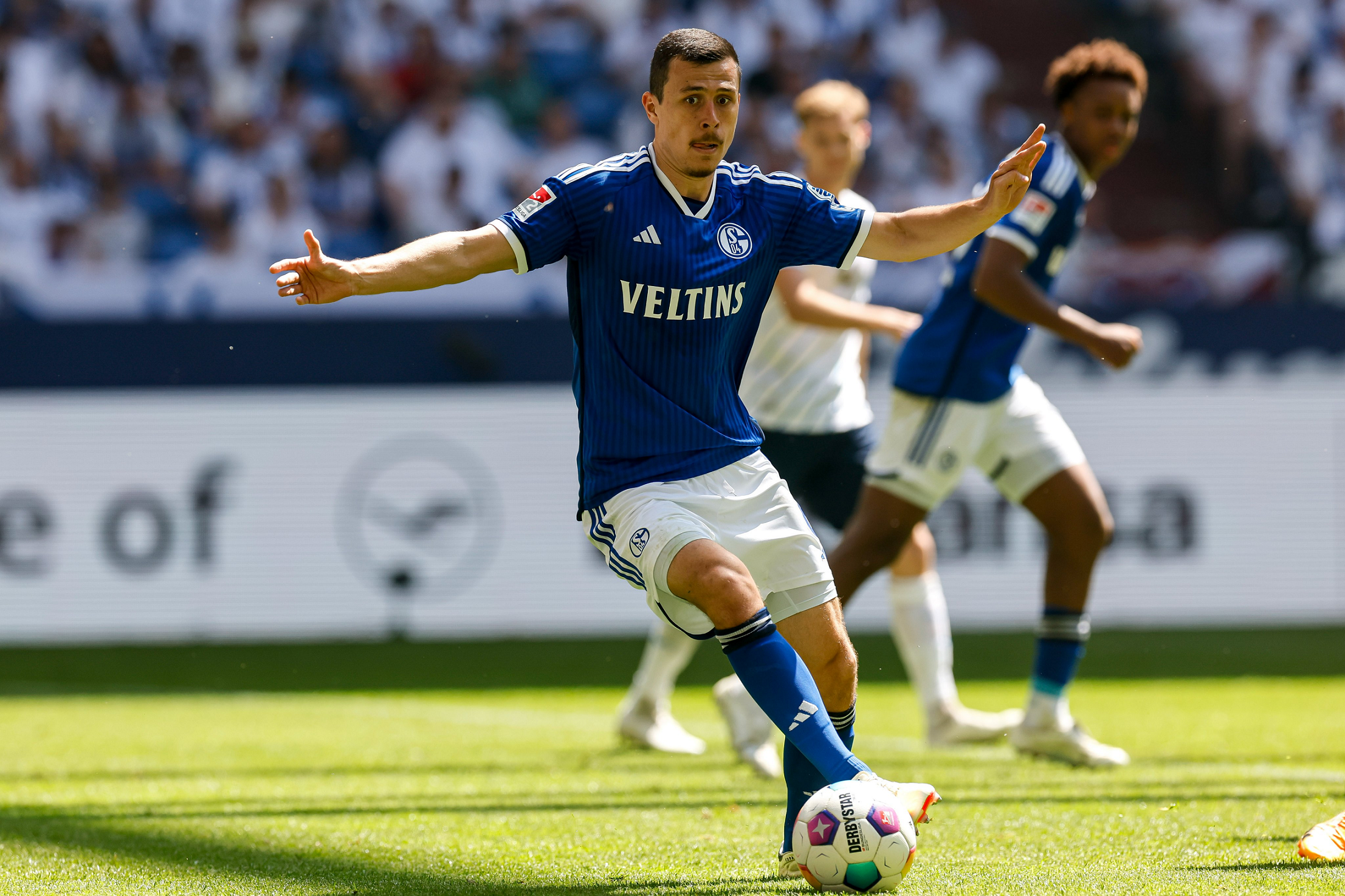 卡塔尔明斯特堡联队主场小胜,领先优势扩大 卡塔尔明斯特堡联队主场小胜,领先优势扩大