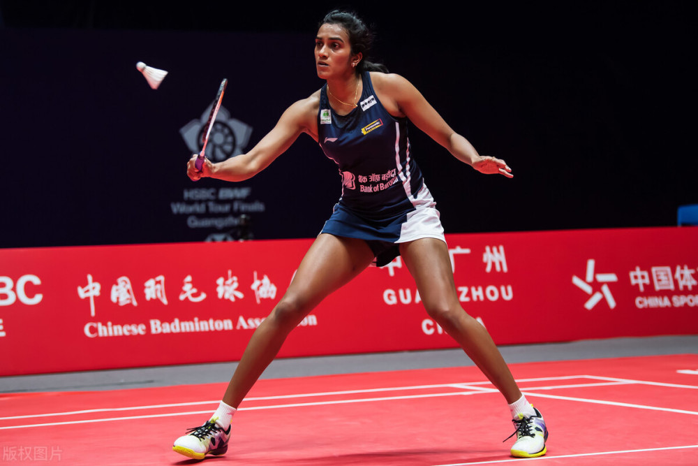 包含马来西亚羽毛球队逆转韩国羽毛球队，辛杜统治全场的词条