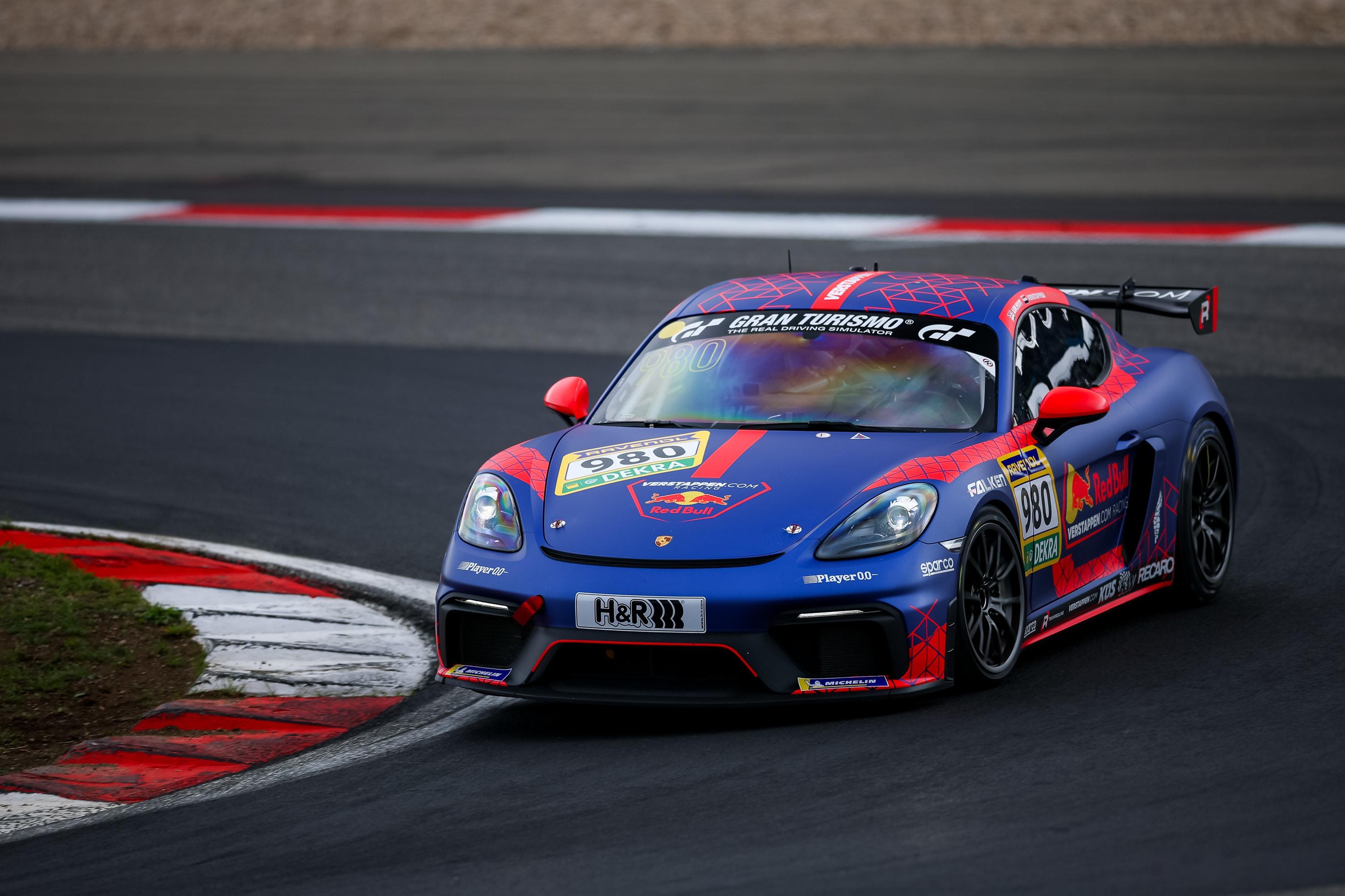 红牛二队绝杀威廉姆斯，维斯塔潘扛起全队的简单介绍